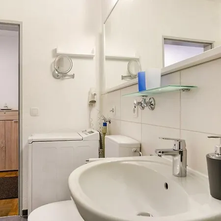 With 1 Bedroom בית נופש מיירסבורג